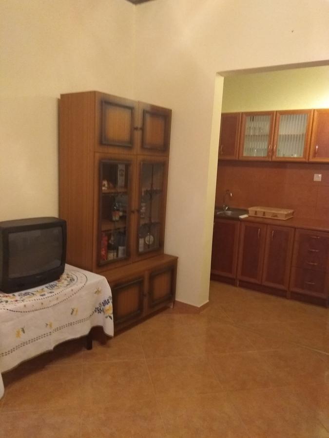 Apartman "Marko" บาร์ ภายนอก รูปภาพ