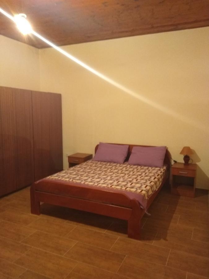 Apartman "Marko" บาร์ ภายนอก รูปภาพ